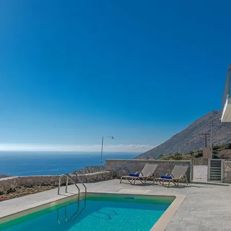 Tranquil Sea View With Private Pool, Just 2km From The Beach! *