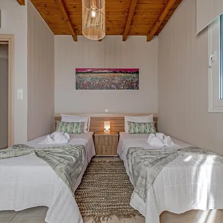 Villa Tranquil Sea View With Private Pool, Just 2km From The Beach! *
