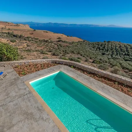 Tranquil Sea View With Private Pool, Just 2km From The Beach! Villa