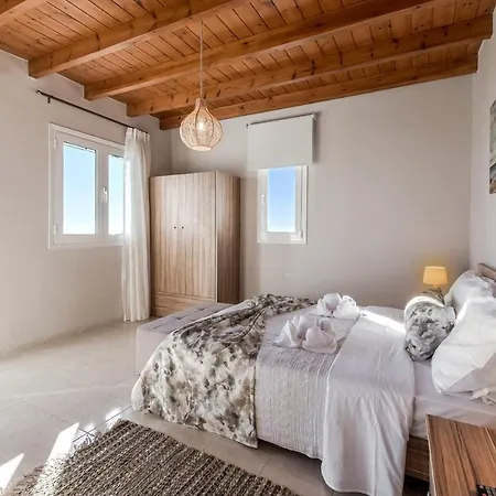Tranquil Sea View With Private Pool, Just 2km From The Beach! Villa *