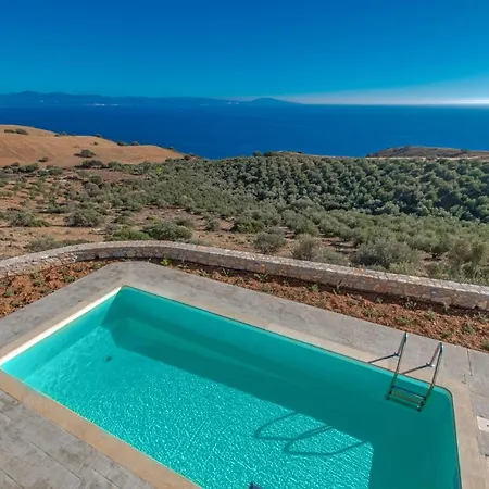 Villa Tranquil Sea View With Private Pool, Just 2km From The Beach!